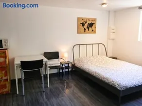 Charmant studio à Saint-Ay, 25 m², avec vue sur le jardin - Image 4