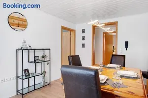 Fantastico appartamento adatto alle famiglie con terrazza | Vista sul giardino - Image 2