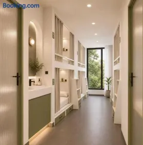 ST HOTEL-Madrid - Image 1
