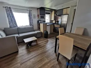 Mobil-home 8 places camping kerlann - Image 1