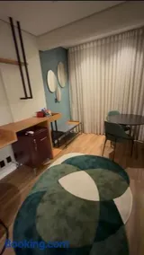 studio 1304 Green - Image 1