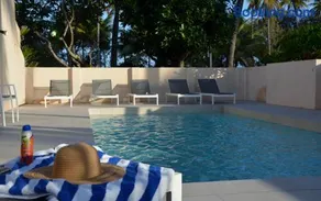 Number 2 On The Beach | Beautiful Beachfront Villa - Image 4
