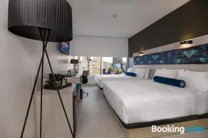 River Garden Hotel + Suites - Image 2
