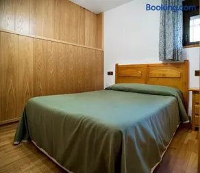 Apartamentos Casa Buisan - Image 4