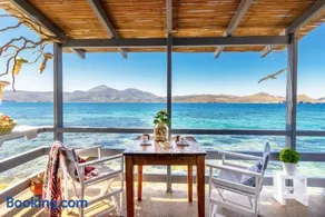 Kalimera & Apoplous boathouse - Image 2