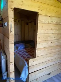 Gîte à la ferme- Chalet à la nuitée - Image 4