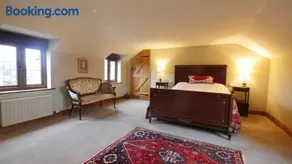 Idyllic Dorset Cottage Surrounded by Fields in the Heart of the Countryside - sleeps 7 - Image 3