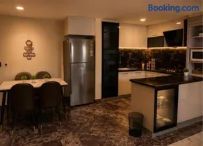Cozy Casa-2BHK Apartment-Projector-Near Noida Sec62 - Image 1