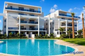 Barak Royal Suites VIP 8A - חמש דקות מהים ומהטיילת - Image 3