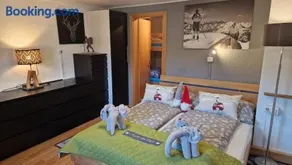 Chalet am Park with garden - Image 4