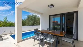 Vila Vodnjan by Villas Guide - Image 3