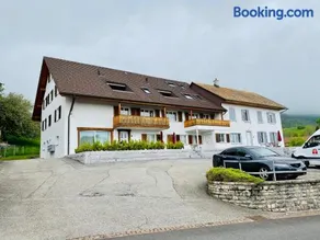 Furnished Living Room in Günsberg Solothurn - Image 1
