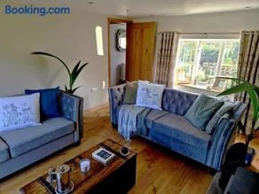 4 Bed in Little Hayfield oc-c31097 - Image 3