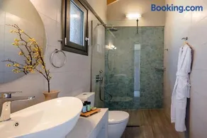 SOUND OF SEA Villas - Image 4