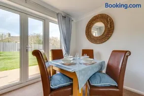 2 Bed in Reydon oc-lowrd - Image 3