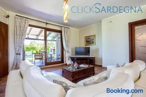 Alghero, Villa Claire de Lune with swimming pool ideal for 10 adults and 2 child - Image 1