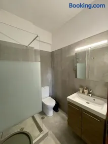 Bitter Orange House - Image 3