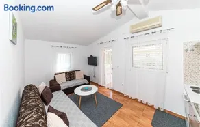 Two-Bedroom Apartment In Poljica - Image 3