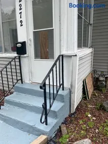 Home In Highland Park - Image 4