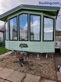 Summerlands, Ingoldmells 8 berth caravan - Image 1