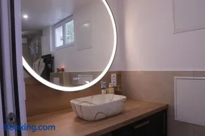 Bright and Modern Apartment with Terrace near Paris Disney and CDG - Image 3