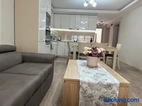Къща за гости ТАТЯНА / GUEST HOUSE TATIANA - Image 1