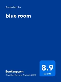 blue room - Image 1