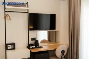 JB Hotel - Image 5