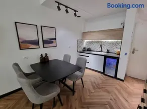 Sea Suites - סוויטות מהממות עם מרפסת ליד המרינה באשקלון - Image 3
