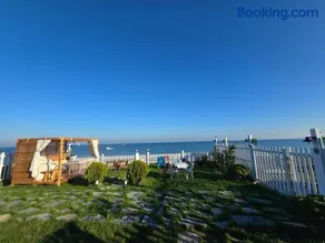 PıtıPatiBonE Sahil Evi - Beach House - Image 4