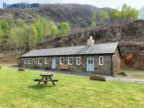 Sygun Cottage - Detached Cottage in the heart of the Snowdonia National Park - Image 1