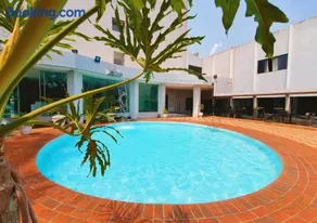 Express Hotel - Image 3