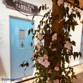 The Nook at Blue Door Barns - Image 5
