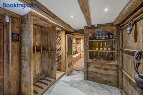 SOMPTUEUX CHALET BARON MEGEVE VUE.Jaccuzi.4 mn a pied au centre - Image 2