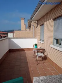 Ático en Posada de Llanes, 2 hab, con 2 terrazas - VUT-5555-AS - Image 1