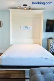 Private Wrightsville Beach Retreat - Channel View! - Image 3