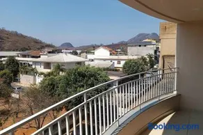 Apartamento com varanda no centro de Aperibé - Image 4