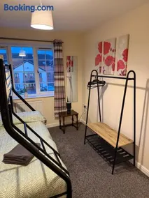 Large, 3 Floors, Sleeps 14, 3 Baths, View, Parking, Grimsby Cleethorpes - Image 5