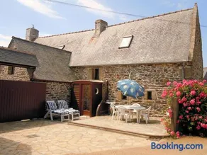 Maison charmante à Trédrez-Locquémeau avec jardin et terrasse - Image 1