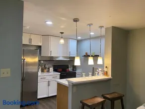 The Big Beautiful Townhouse - Image 2