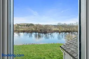 Heron Cottage, Port o Tay - Image 1