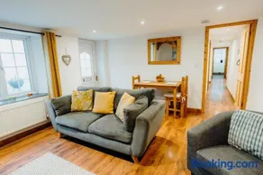 The Bakehouse - Cosy conversion with Outdoor Sauna - Image 3
