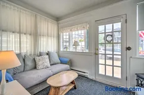 Darling Ocean City Cottage, 2 Blocks to Beach! - Image 4