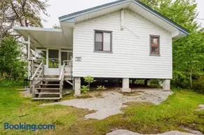Comfy Cottage in Georgian Bay - Rockwood #9 - Image 1