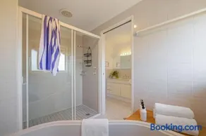 Otto House - family beach house with pool - Image 2