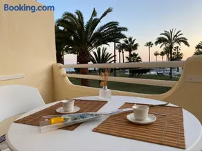 Apartamento Las Mimosas Beach - Image 1