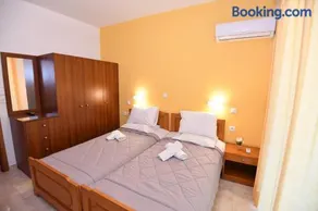 Blue Serenity Apartment 6 - Image 1