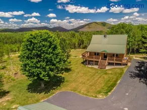Spacious Log Home Overlooking 40 White Mnt Peaks: Host Weddings - Image 5