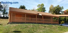 12 Chalet Dahlia - Image 1