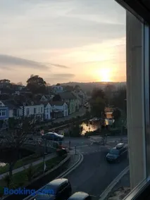 Dawlish Sea View Apartment - Image 1